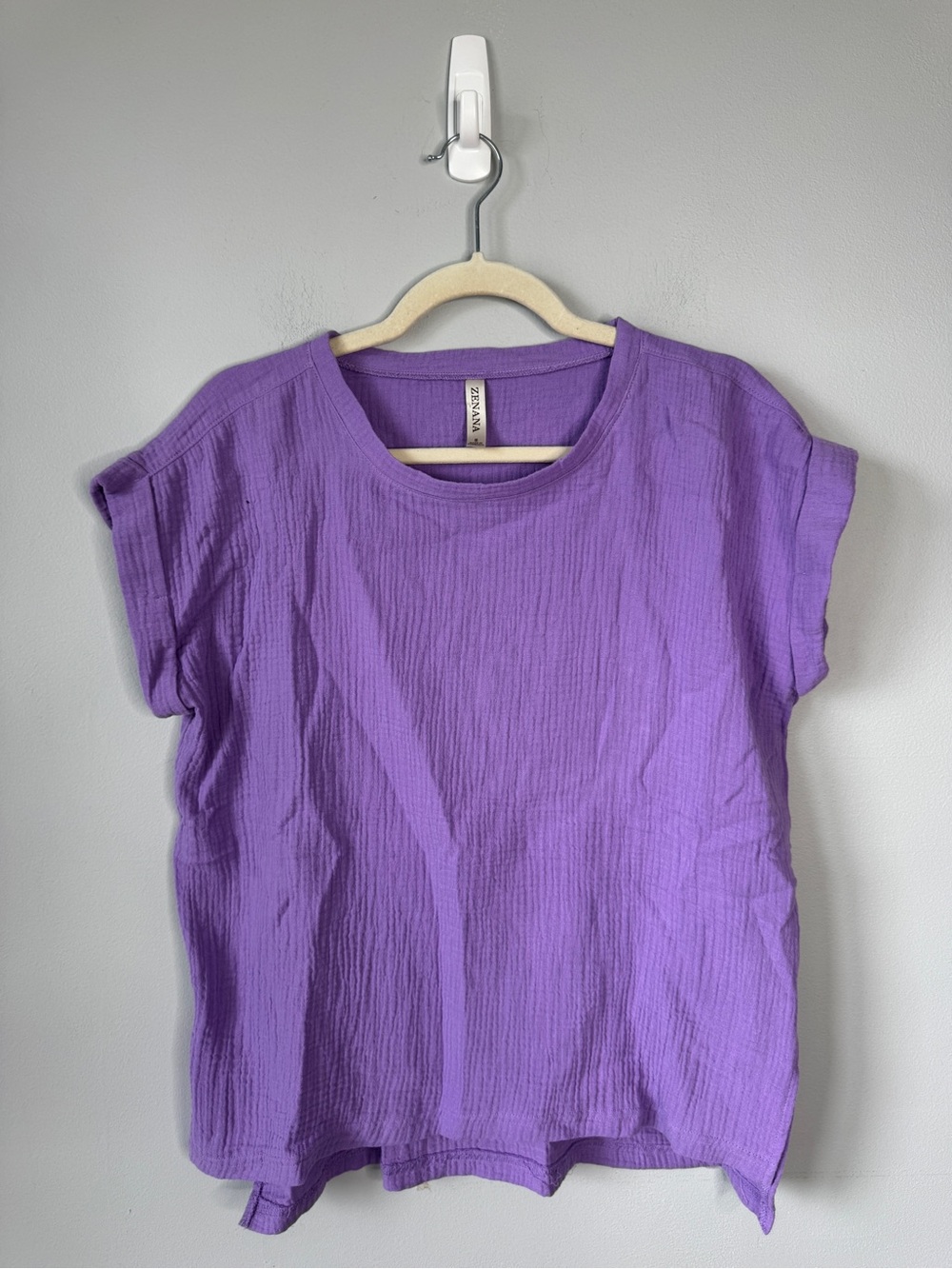 Zenana Outfitters Lavender Lightweight Short Sleeve Tee
